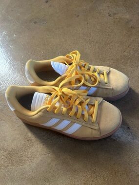 adidas Yellow Suede Sneakers with White Stripes size 8 eu 38.5